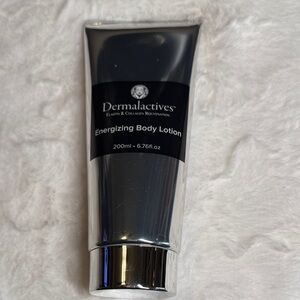 Energizing Body Lotion - Black and Silver